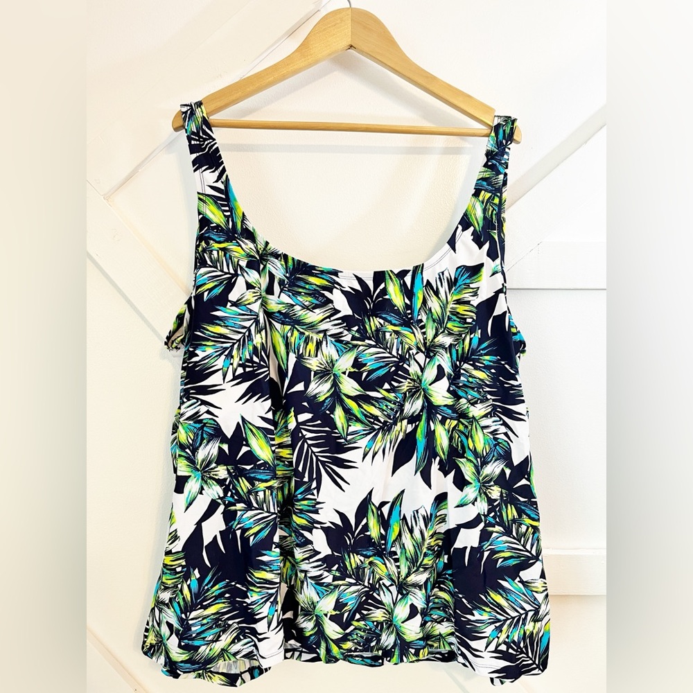 Swimsuits For All White, Green & Black Palm Frond Scoop Neck Tankini Top Size 34